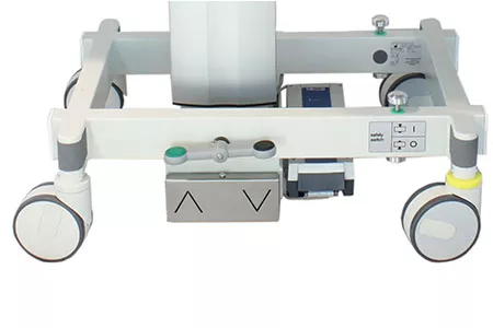 4 roulettes doubles très résistantes équipent le fauteuil de positionnement médical